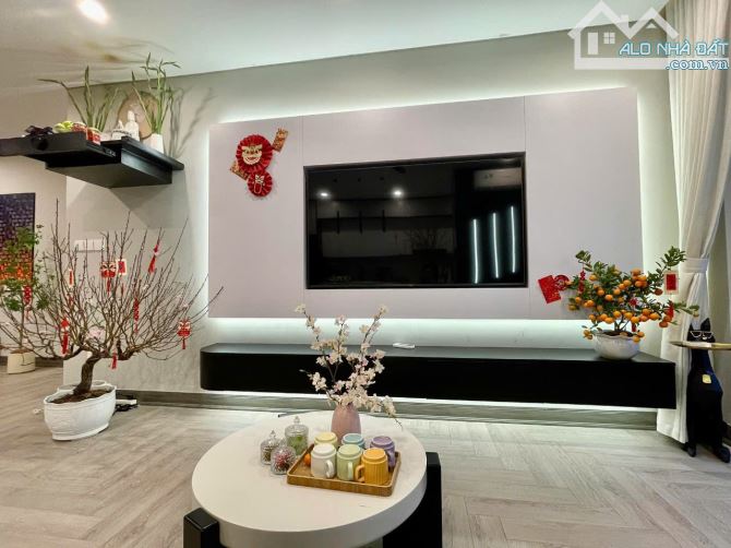 Bán Căn Hộ Golden Land Nguyễn Trãi DT 111,7m 3PN Full NT SĐCC Giá 7,9 tỷ Tầng trung đẹp - 2