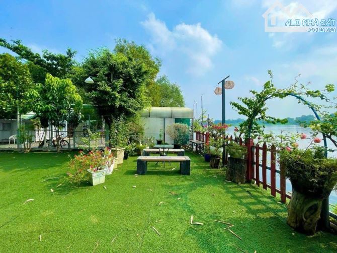 Bán biệt thự compound bên bờ sông Thảo Điền Quận 2 dt 487m2 đất 3 tầng GIÁ 45 TỶ RẺ NHẤT - 2
