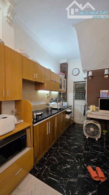 NHÀ DÂN XÂY ĐẶNG TIẾN ĐÔNG - ĐỐNG ĐA -Ở NGAY-5T-27M2-GIÁ CHỈ 9 TỶ - 2