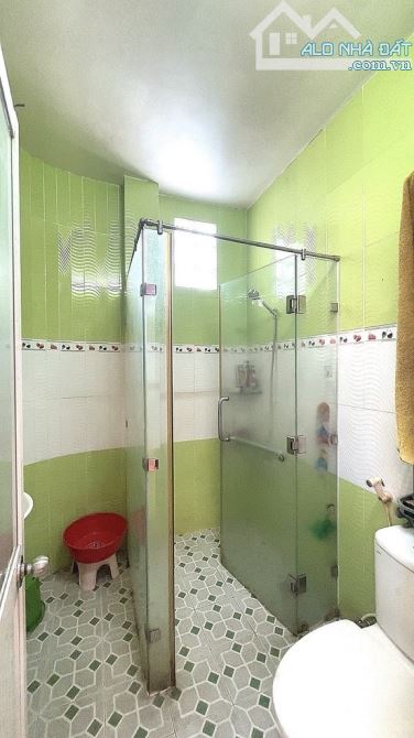 BÁN NHÀ HẺM ĐƯỜNG VÕ THỊ SÁU-DT:NGANG 4M-4 TẦNG-GIÁ 7,65 TỶ TL - 2