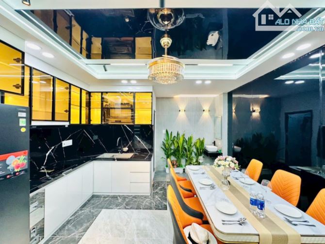Nhà đẹp 5 tầng 50m2 4,2x12 Full nội thất - Dương Thị Mười Quận 12 - HXH - Chỉ 6,8 tỷ TL - 2