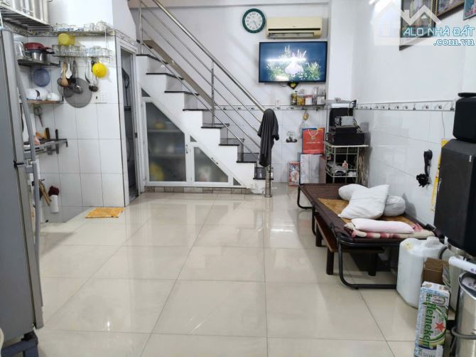 Gấp Bán góc 2 mặt tiền KD Liên Khu 4-5 gần chợ hẻm 7m 76 m2,4Tầng Nhỉnh 3 tỷ - 2