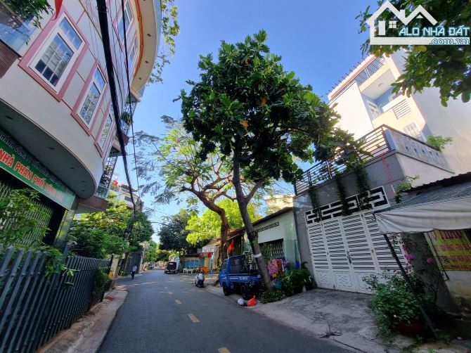 BÁN NHÀ MẶT TIỀN NGUYỄN TRỌNG QUẢN- NGAY TRUNG TÂM- S=100m2=5x20m BHR 3 TẦNG- GIÁ 9,1 TỶ - 3