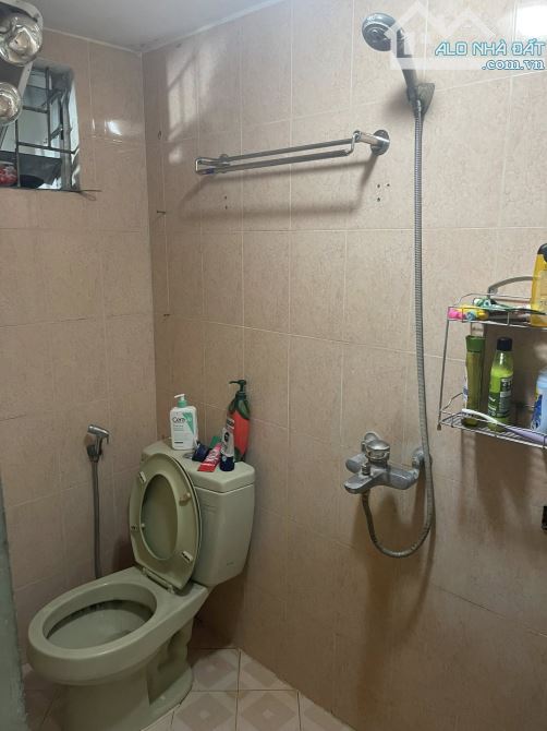 Bán nhà ngõ 612 La Thành, DT 70m, 3 tầng, MT 8.6m, giá 15.8 tỷ. - 3