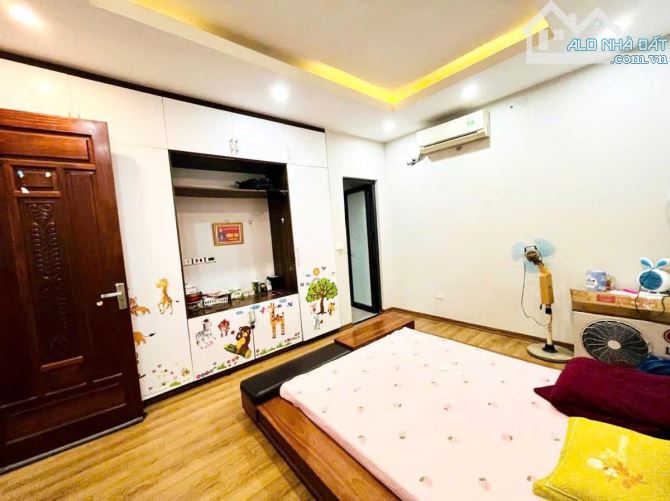 Bán Nhà Xuân Đỉnh: Siêu Phẩm 60m2 - 5 Tầng Dân Xây, Trung Tâm Tiện Ích – Sổ Đỏ Chính Chủ - 3