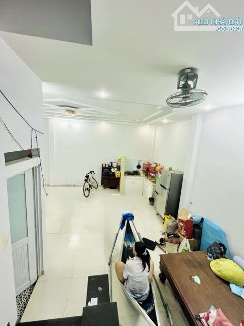 📣 Bán nhà 65m2 - 2 Tầng - Ngay chợ gò vấp - 3