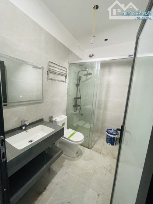 🏡 BÁN NHÀ 3 TẦNG NGÕ 430 TRẦN NGUYÊN HÃN LÊ CHÂN 68M GIÁ CHỈ 3,95 TỶ SÂN CỔNG - 3