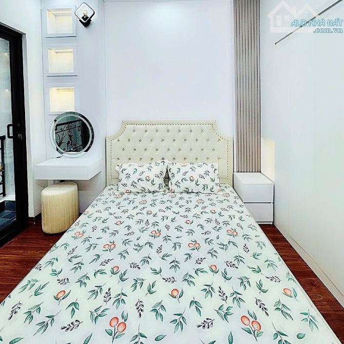 BÁN NHÀ MỚI PHỐ ĐỘI CẤN, 5T, 3PN, SỔ ĐỎ CHÍNH CHỦ, GẦN PHỐ, TIỆN ÍCH ĐẦY ĐỦ, GIÁ TỐT - 3