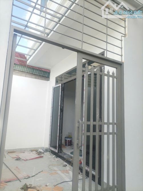 NHÀ 3 TẦNG - XÂY ĐỘC LẬP - SÂN CỔNG RIÊNG - 3 MẶT THOÁNG - NGÕ Ô TÔ - 3