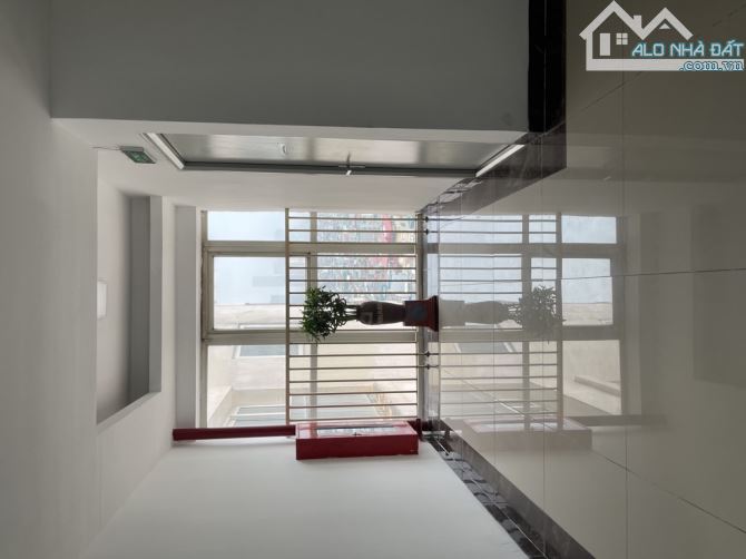 💥Nguyễn Tuân, Căn Chung Cư Cao Cấp Duplex, Nội Thật Tiền Tỷ, Dịch Vụ 5 Sao, DT 105m2 - 3