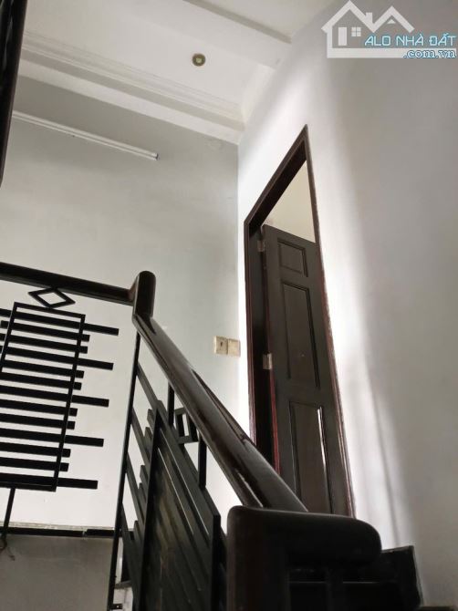 Bán nhà 1 trệt 2 lầu sân thượng giá mềm – ngay công viên Làng Hoa, Gò Vấp - 3