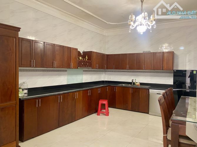 BÁN NHÀ 2.5 TẦNG KIỆT Ô TÔ CHẾ LAN VIÊN THÔNG ĐÀO TẤN- ĐỐI DIỆN CÔNG VIÊN - 3