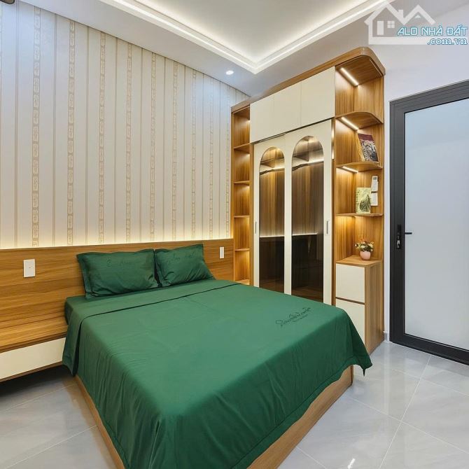 Bán nhà đẹp, Phạm Văn Chiêu Gò Vấp, hẻm xe hơi, tặng hết nội thất, 42m2, nhỉnh 4 tỷ - 3