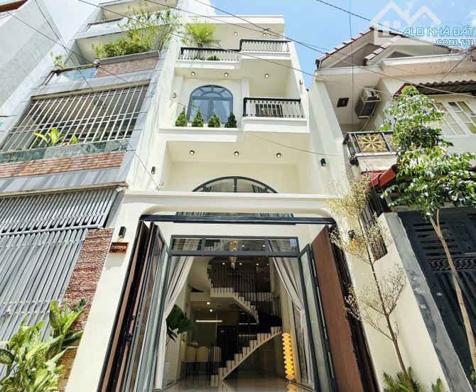 Siêu Phẩm ! Nhà Đẹp Full Nội thất - đường 51 - Gần CV Làng Hoa- 4,1X13m - 5 Tầng - 3