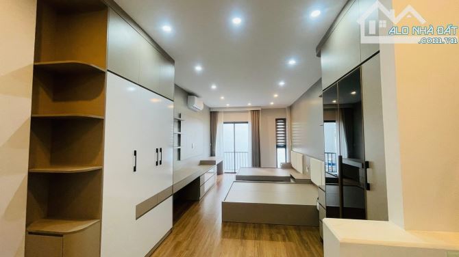 BÁN NHÀ 5 TẦNG THANG MÁY - FULL NỘI THẤT LUXURY PHỐ BỒ ĐỀ. DT:55M. GIÁ 12.5 TỶ. - 3