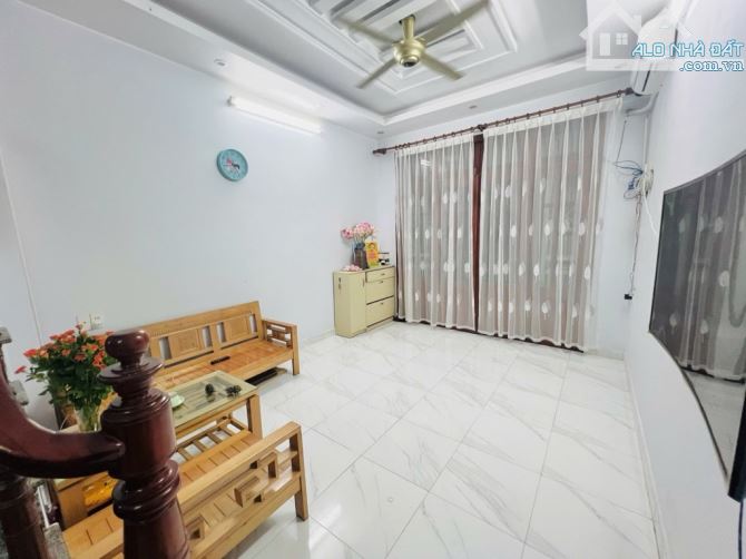 Nhà đẹp Cầu Giấy phân lô gần ô tô 33m 6 tầng MT 3,5m giá 7,8 tỷ - 3