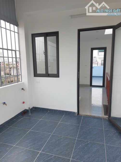 Siêu Phẩm Nhà Đẹp Việt Hưng, Long Biên, 5T, 47m2, chỉ 7,6 tỷ( lô góc, ô tô Vf3 đỗ cửa) - 3