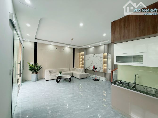 Bán nhà mặt ngõ thông phố Trần Nguyên Hãn - Gần mặt đường, kinh doanh buôn bán ok - 3