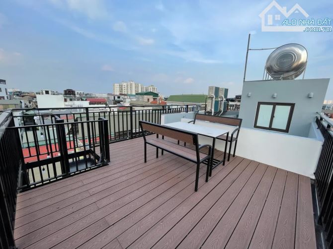Bán nhà Nguyễn Văn Cừ 34m² x 7 tầng, thang máy, ô tô 7 chỗ vào nhà – full nội thất cao cấp - 3