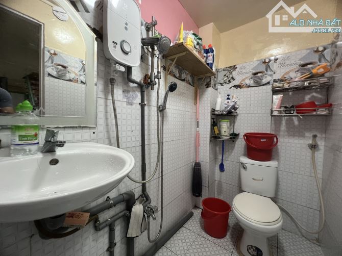 🏡(QUẬN 3) KHU TRUNG TÂM - LÝ CHÍNH THẮNG - 2 TẦNG 32M2 - 40M TỚI MẶT TIỀN - GIÁ 4,1 TỶ TL - 3