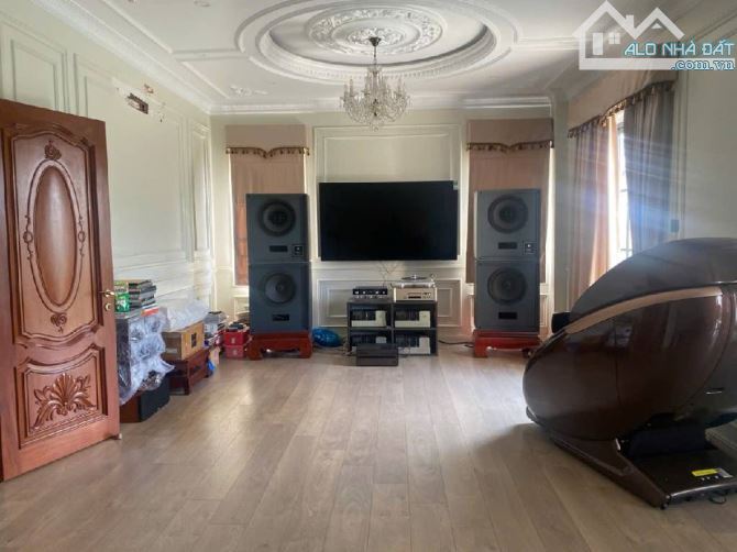 CẦN BÁN GẤP GIẢM SÂU 5 TỶ BIỆT THỰ SIÊU ĐẸP NAM THÔNG PHÚ MỸ HƯNG Q7 4L,DT 270M GIÁ 115 TỶ - 3