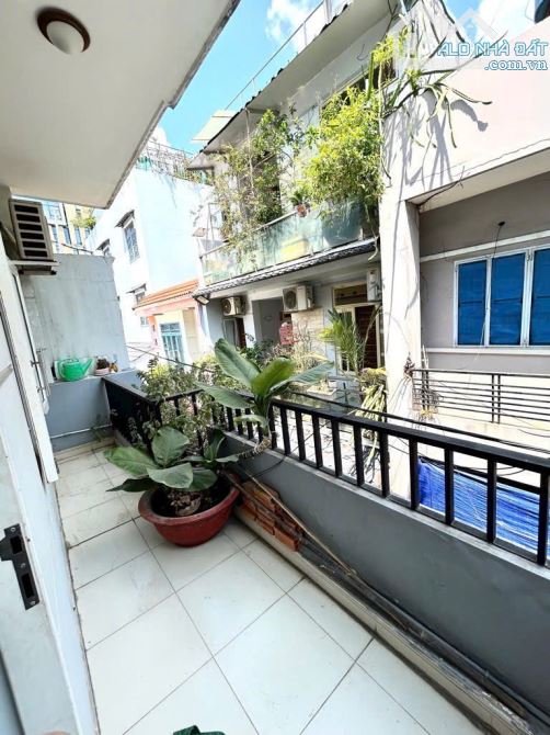 Bán nhà 4 tầng phường Tân Thuận Đông (cách mặt tiền 20m); 5,2x12m (3PN); không quy hoạch - 3