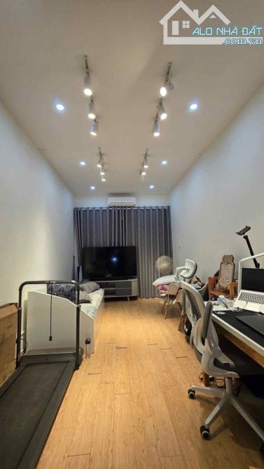 NHÀ DÂN XÂY ĐẶNG TIẾN ĐÔNG - ĐỐNG ĐA -Ở NGAY-5T-27M2-GIÁ CHỈ 9 TỶ - 3