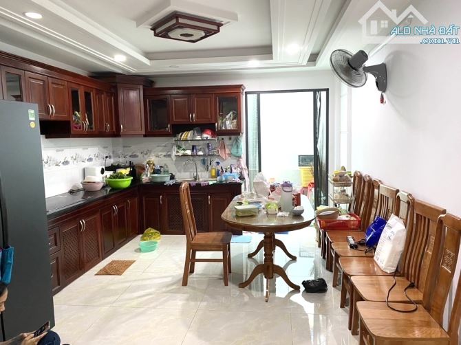 Nhà 4 Tầng Khu VIP phân lô đường THẠNH XUÂN 33, Q12, Dt 66m2 (4x17), đường 8m. - 3