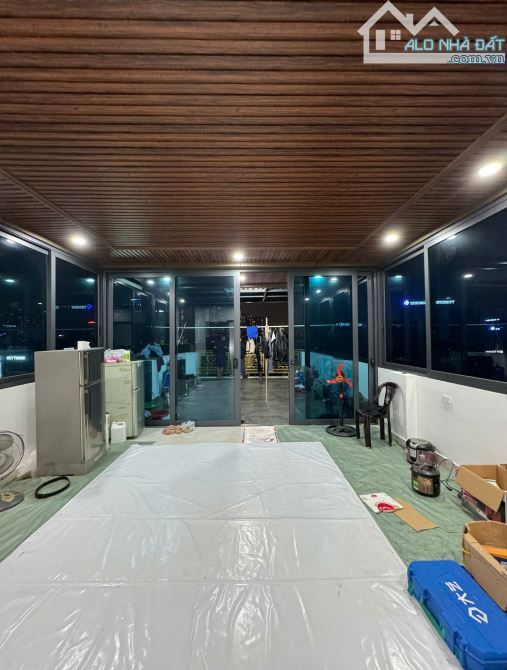 Bán tòa nhà 9 tầng nổi, 1 tầng hầm, mặt phố nghĩa tân, kinh doanh, ô tô tránh - 3