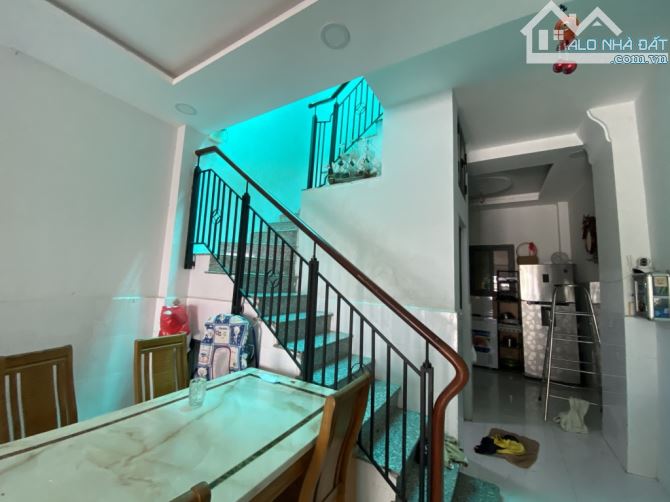 Bán nhà 2 tầng phường Bình Thuận (xe hơi đỗ cửa); 4x12m; không quy hoạch; hoàn công đủ - 2