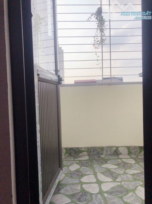 CẦU GIẤY - Toà CHDV 121m2, 7 tầng, MT 10m - 30phòng full đồ - Gần phố - Giá hời - 4