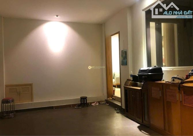 🏠 NHÀ PHỐ MẶT TIỀN – 3 TẦNG – SỔ RIÊNG – ĐƯỜNG THIỆN Ý, P4, ĐÀ LẠT 8.7 tỷ - 4