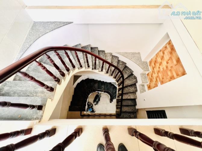 BÁN CĂN HỘ DỊCH VỤ HẺM QUANG TRUNG, PHƯỜNG 14 , DT 165 M , 8*20 - GIÁ 12.9 TỶ - 4