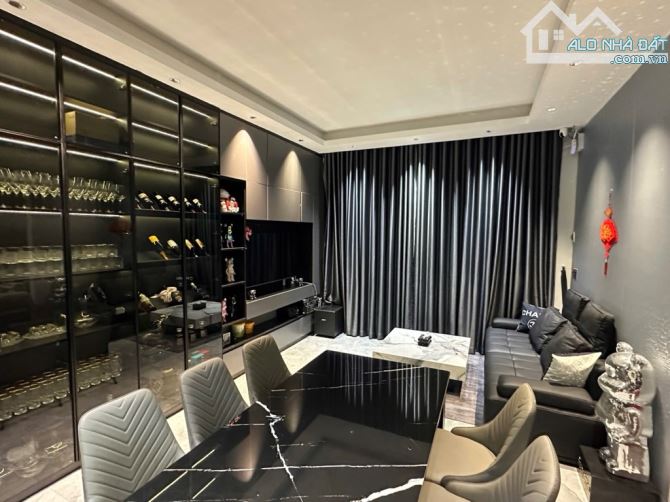 Bán Nhà Quận 7_1 Bước Ra ĐH Marketing;4Tầng;Đẹp Lung Linh;SHR;Hẻm SạchAn Ninh;Nhỉnh 7Tỷ TL - 4