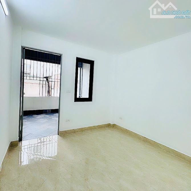 BÁN NHÀ MỚI PHỐ ĐỘI CẤN, 5T, 3PN, SỔ ĐỎ CHÍNH CHỦ, GẦN PHỐ, TIỆN ÍCH ĐẦY ĐỦ, GIÁ TỐT - 4