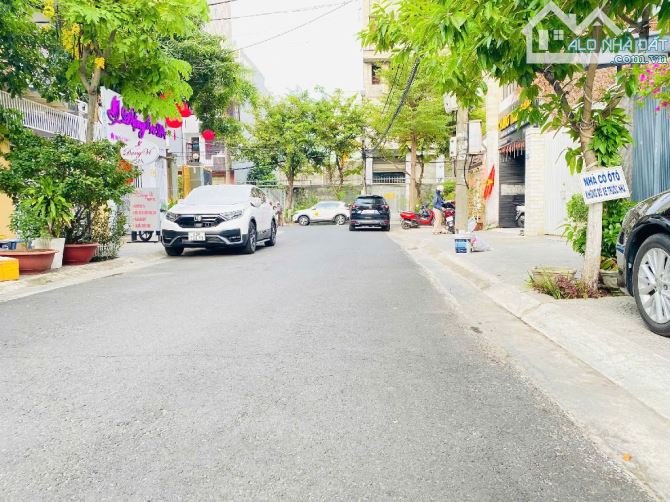 SIÊU PHẨM ! BIỆT THỰ 3 TẦNG ĐƯỜNG 5M5 NÚI THÀNH -HẢI CHÂU -VỊ TRÍ VIP -NGAY DUY TÂN. - 4