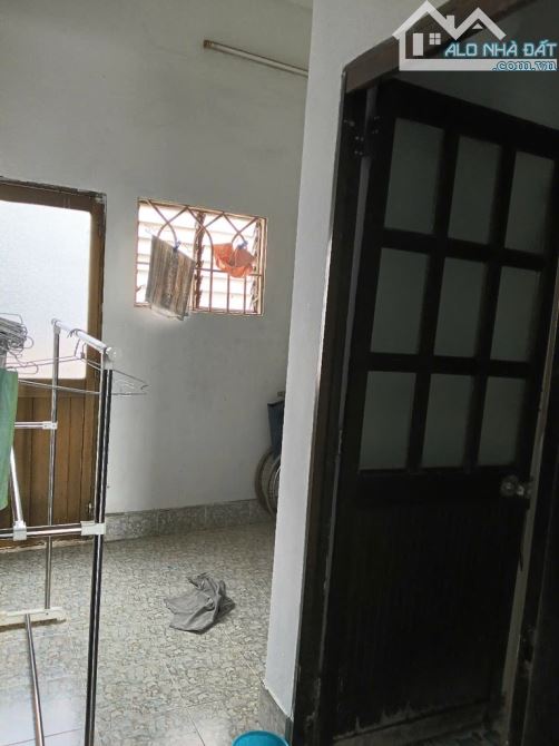 Bán nhà 1 trệt 2 lầu sân thượng giá mềm – ngay công viên Làng Hoa, Gò Vấp - 4