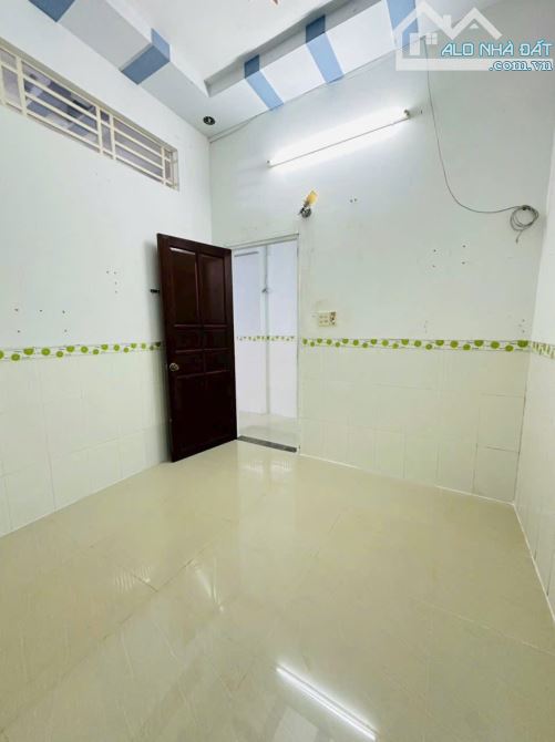 Kẹt tiền ! Cần bán gấp căn nhà cấp 4 ở Đ. Tân Xuân 2 , Hóc Môn 81m2 SHR giá chỉ 940 triệu - 4