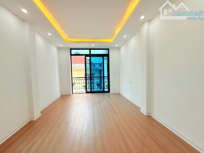 NHÀ MỚI 5 TẦNG NGÕ THÔNG KINH DOANH 40m 9.2 TỶ MT3.5m XUÂN ĐỈNH TỪ LIÊM NGÕ THÔNG Ô TÔ ĐỖ - 4