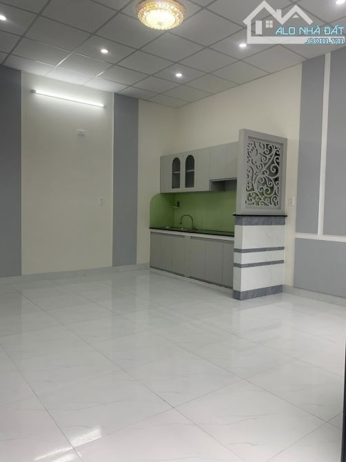 Bán nhà cấp 4 Hẻm thông Nguyễn Thái Học – Hoàng Văn Thụ DT 60m2 giá 2ty450 - 4