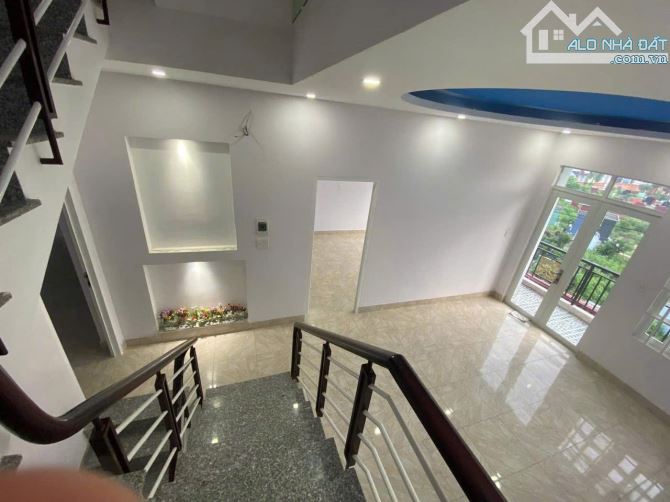 NHÀ 125M2 CỰC ĐẸP KẾ TRẦN HƯNG ĐẠO, NHÀ PHỐ DĨ AN, ÔTÔ VÔ NHÀ, NGANG 7M 8 PN, CHỈ 5 TỶ - 4