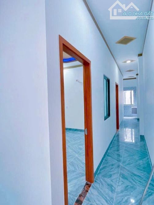 CHỦ GỬI BÁN NHÀ 1T2L TÂN HẠNH BIÊN HOÀ. DT:100M2. GIÁ: 3TỶ7 TL   Đường trước nhà 6m, thông - 4