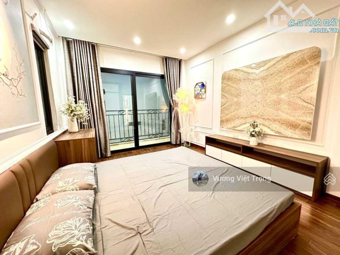 Gấp! Cực Hiếm Phố Thuỵ Phương.Đông Ngạc.Bắc Từ Liêm.DT 36M x 5T mới.ô tô đỗ cửa,giá 5,73ỷ - 4