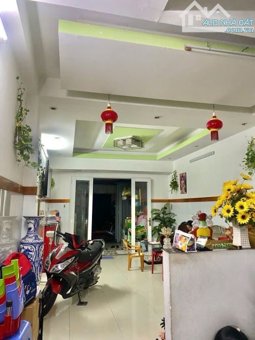 BÁN NHÀ 4 TẦNG-DỌN VÀO Ở NGAY-ÔTÔ NGỦ TRONG NHÀ-PHẠM THẾ HIỂN-DT: 4X16-NHỈNH 8 TỶ - 4