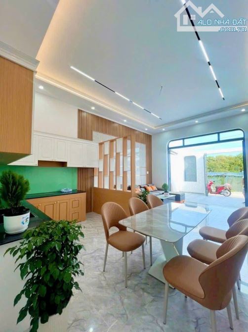 Nhà Mới Xây 5 x 25m Mặt Tiền Đường Phước Lâm Cần Giuộc. Nội Thất Đẹp Sổ Hồng Riêng - 4