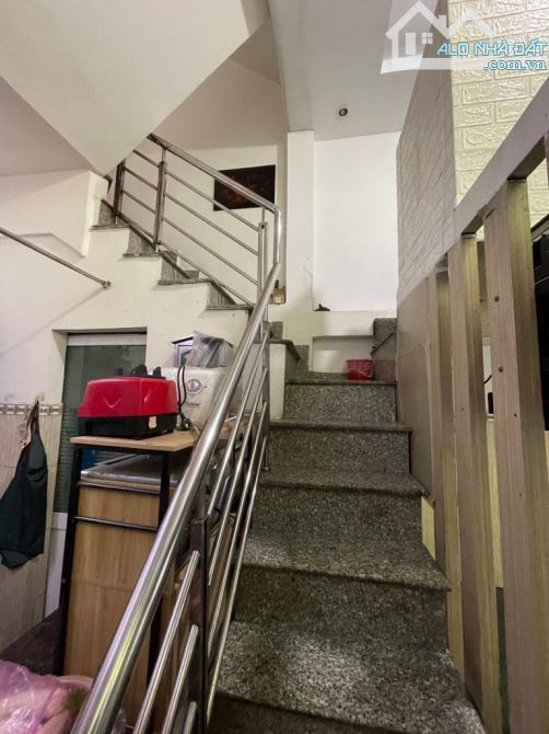 BÁN NHÀ HẺM ĐƯỜNG VÕ THỊ SÁU-DT:NGANG 4M-4 TẦNG-GIÁ 7,65 TỶ TL - 4