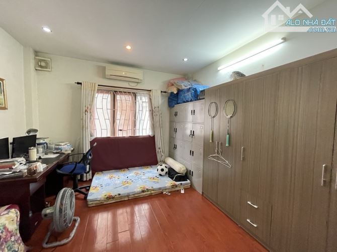 Bán nhà phố Nguyễn Văn Cừ 55m²-5 tầng-mt4m-14 tỷ, dân xây, ô tô, gần cầu Chương Dương - 4