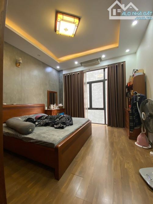 Bán nhà phố Mễ Trì 60m² x 5T - KD - Ô tô gần - NT xịn ở ngay 12 tỷ - 4