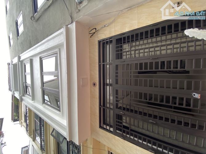 🏡 CỰC HIẾM NGÔ GIA TỰ – NHÀ 5 TẦNG MỚI – GẦN Ô TÔ TRÁNH – CHỈ HƠN 5 T.Ỷ - 5