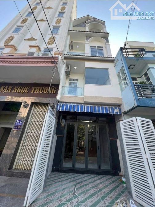 Bán nhà 4 tầng mặt tiền đg phó đức chính DT 43m2 giá 5ty500 - 5